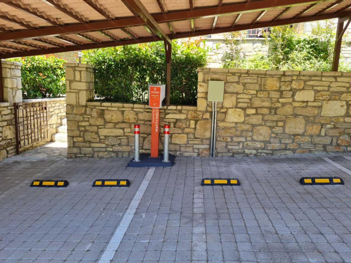 Omalia Village Ano Khora Bagian luar foto